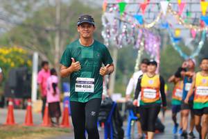 BIB: 46541
                            <button type="button" onclick="openModal(9893810)" class="btn btn-primary btn-sm float-right btn-popup" data-toggle="modal" data-target=".modal-high-quality">
                        <i class="fas fa-shopping-cart"></i> Add to Cart
                    </button>
                                            <button type="button" onclick="isThisMe(9893810, true)" class="btn btn-success btn-sm float-right btn-popup btn-isme hidden" data-toggle="tooltip" data-placement="bottom" title="นี่คือรูปของคุณใช่ไหม คลิกที่นี่เพื่อเอาเข้าอัลบั้ม">
                        <i class="fas fa-plus"></i> Add to album
                    </button>
                    <button type="button" onclick="isThisMe(9893810, false)" class="btn btn-warning btn-sm float-right btn-popup btn-isnotme hidden">
                        <i class="fas fa-ban"></i> Remove from album
                    </button>